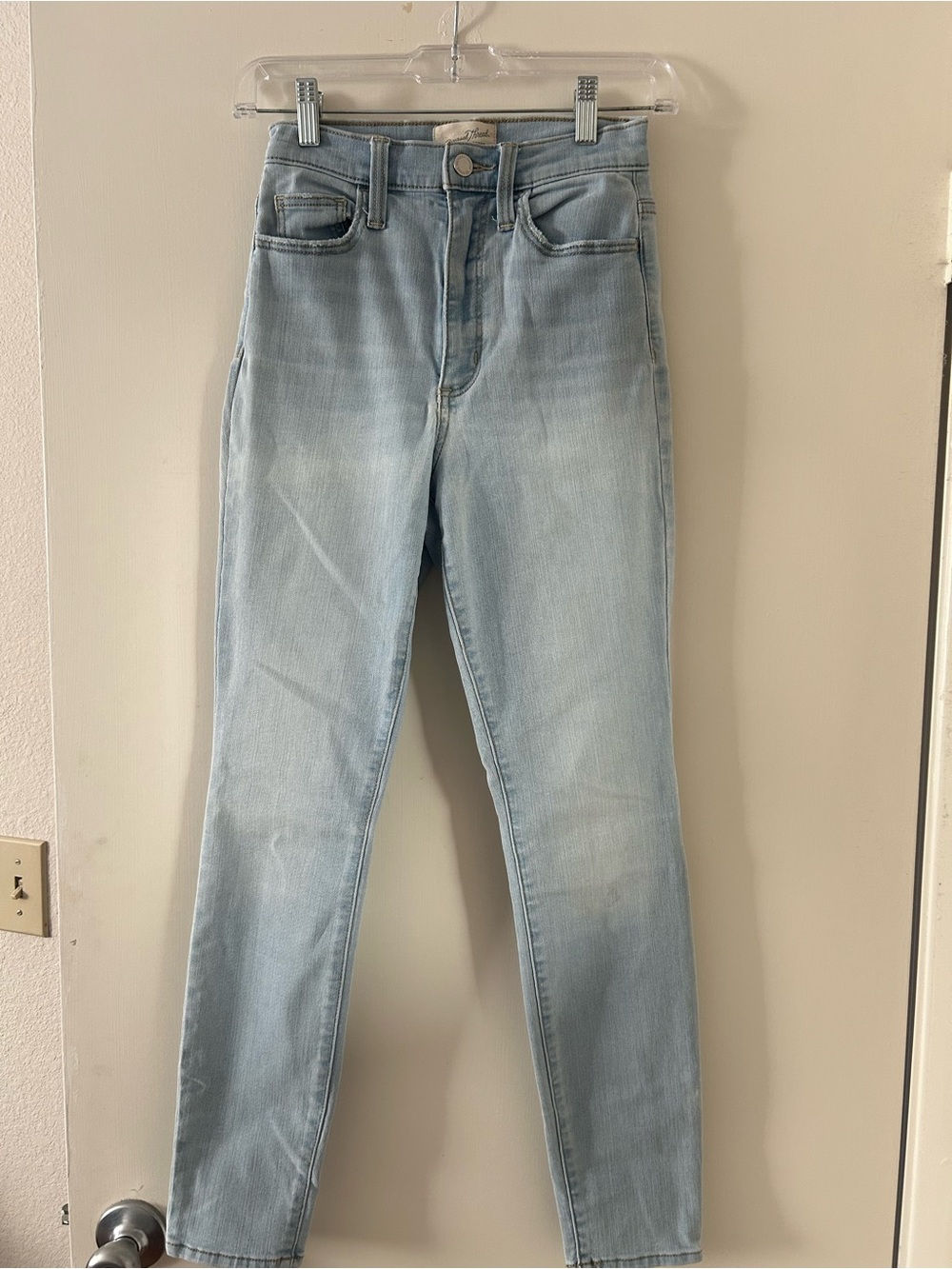Universal Thread Women’s Light Blue Skinny Jeans